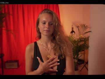 cam girl chillwithkira image #2321974