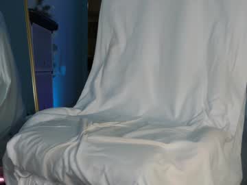 cam girl maggielovieee image #3664478