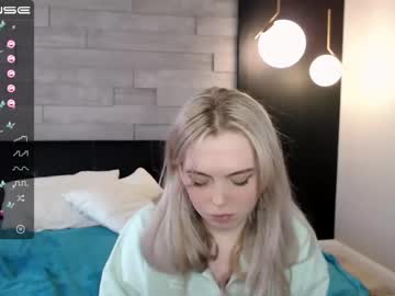 cam girl small_blondee image #1604731