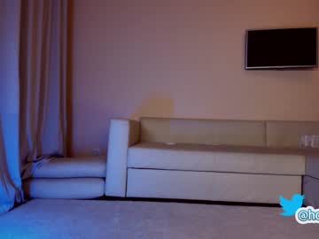 cam girl hollyextra image #3094190