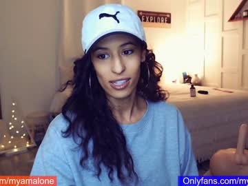 cam girl blissense image #1042998
