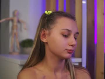 cam girl dainty_bit image #2812625