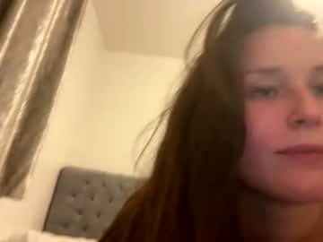 cam couple makemesquirtbaby69 image #1538318