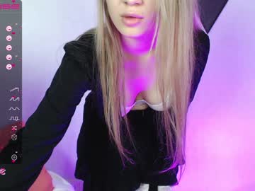 cam girl yourvirusqueen_ image #2149797