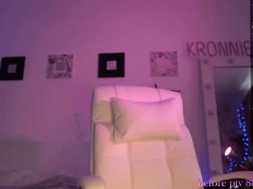 cam girl kronniekray image #1678176