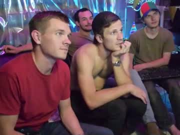 cam man hollandhousestudios image #1131064