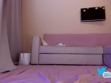 cam girl hollyextra image #2887124