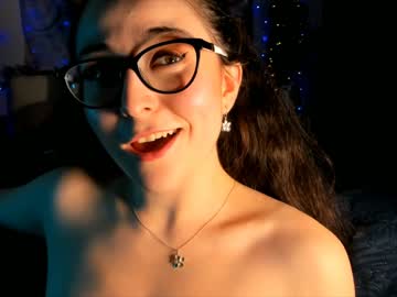 cam girl littlee33 image #231300