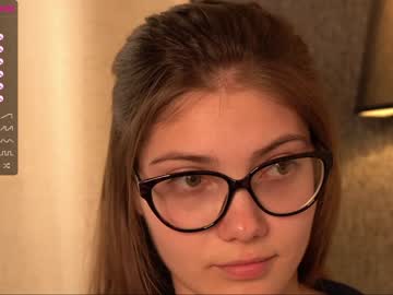 cam girl crystalreves image #1774239