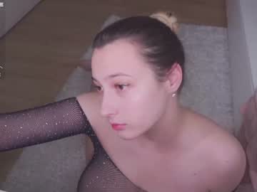 cam girl aveksmr image #3003375