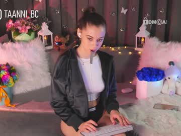 cam girl taanni_bc image #3612992