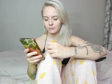 cam girl honey_sunshine image #3022777