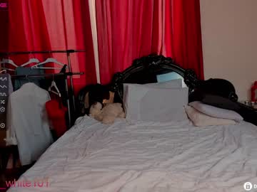 cam girl foxhilary image #1799379
