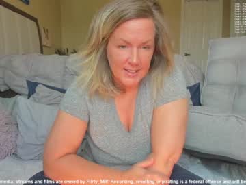 cam girl flirty_milf image #1127501