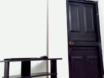 cam girl sexyzoe_69 image #660699