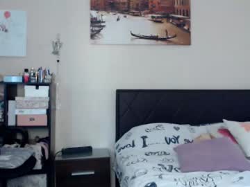 cam girl hugetittiesgerda image #2275773