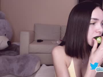 cam girl hollyextra image #21465