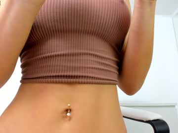 cam girl ingridblondy94 image #2145585