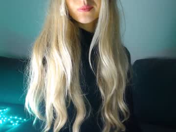 cam girl pervyblonde image #839553