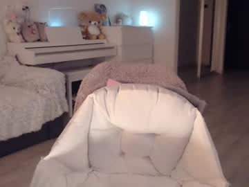 cam girl uwuxo image #1027022