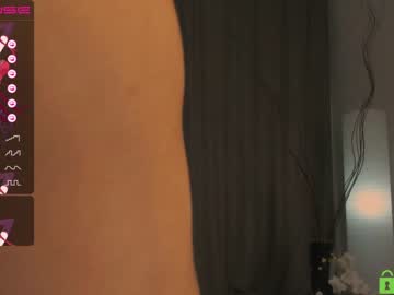 cam girl naiamo image #3065790