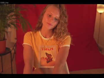 cam girl chillwithkira image #2041044