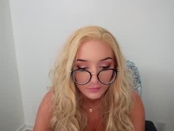 cam girl siennaissubmissive image #3944849