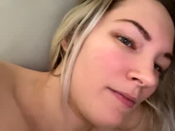 cam girl mariah95 image #1512279