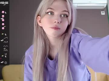 cam girl small_blondee image #1562732