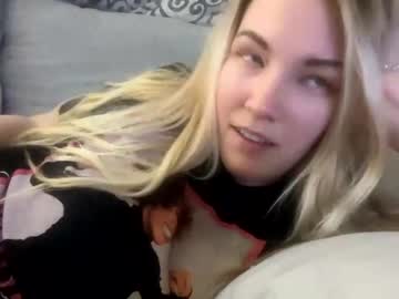 cam girl mariah95 image #1849161