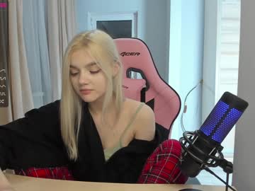 cam girl allotropp image #3381204