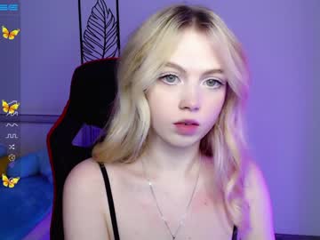 cam girl small_blondee image #3745881