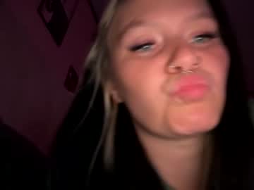 cam girl milffmommyy image #3994573