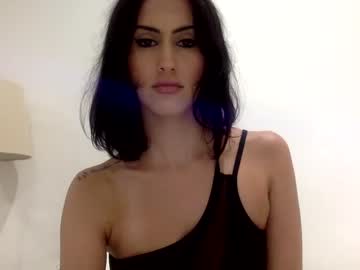 cam girl sashamolaney image #3926485