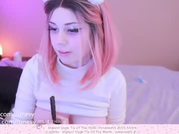 cam girl runesy image #765218