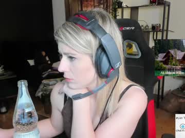 cam girl kimilee22 image #1479411