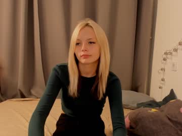 cam girl reginamarini image #2575719