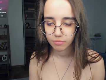 cam girl mightiness_love image #4022040