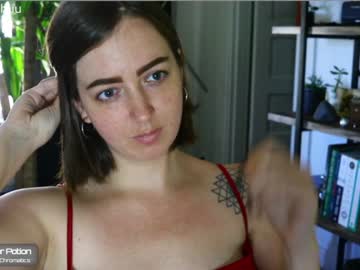cam girl maeveminx image #2707167