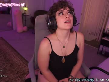 cam girl evelynpiers image #2588813