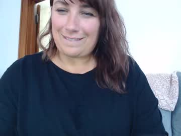cam girl anniegetyourgun image #3610252