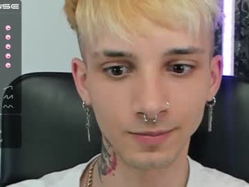 mike_twinkle18 cam
