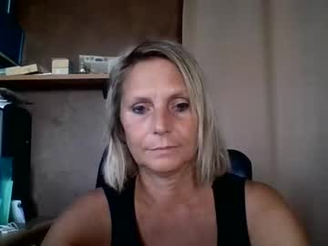 yomu cam