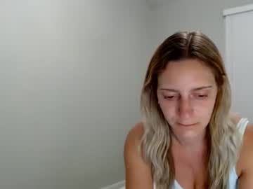 petiteblonde99 cam