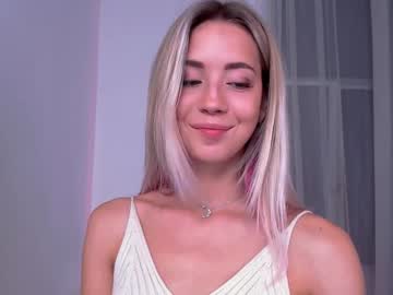 cam girl emmi_rosee image #18742