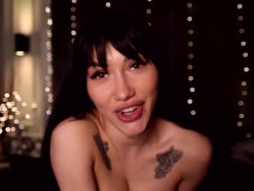 cam girl miladenver image #1850590