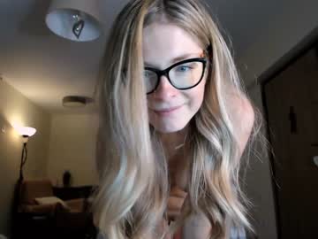 cam girl bestgirl_ofthe_neighborhood image #3079407
