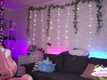 cam girl holliwould_ image #2435912