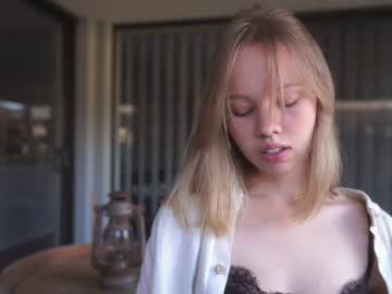 cam girl bibi_it_is image #3443093