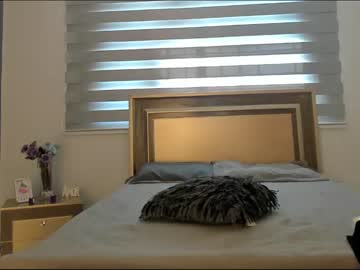 cam girl roberta_lipa image #2949358